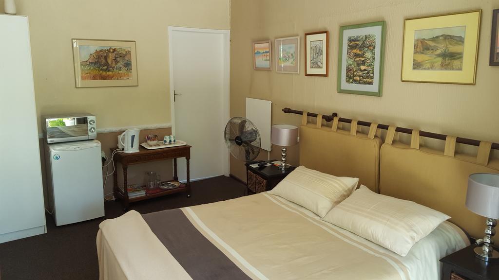 Old Umtali Guest House Johannesburg Exterior photo